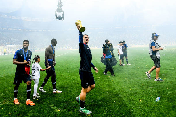 继续与科瓦 继续与科瓦